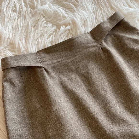 ARMANI Collezioni knee length skirt - Picture 3 of 9